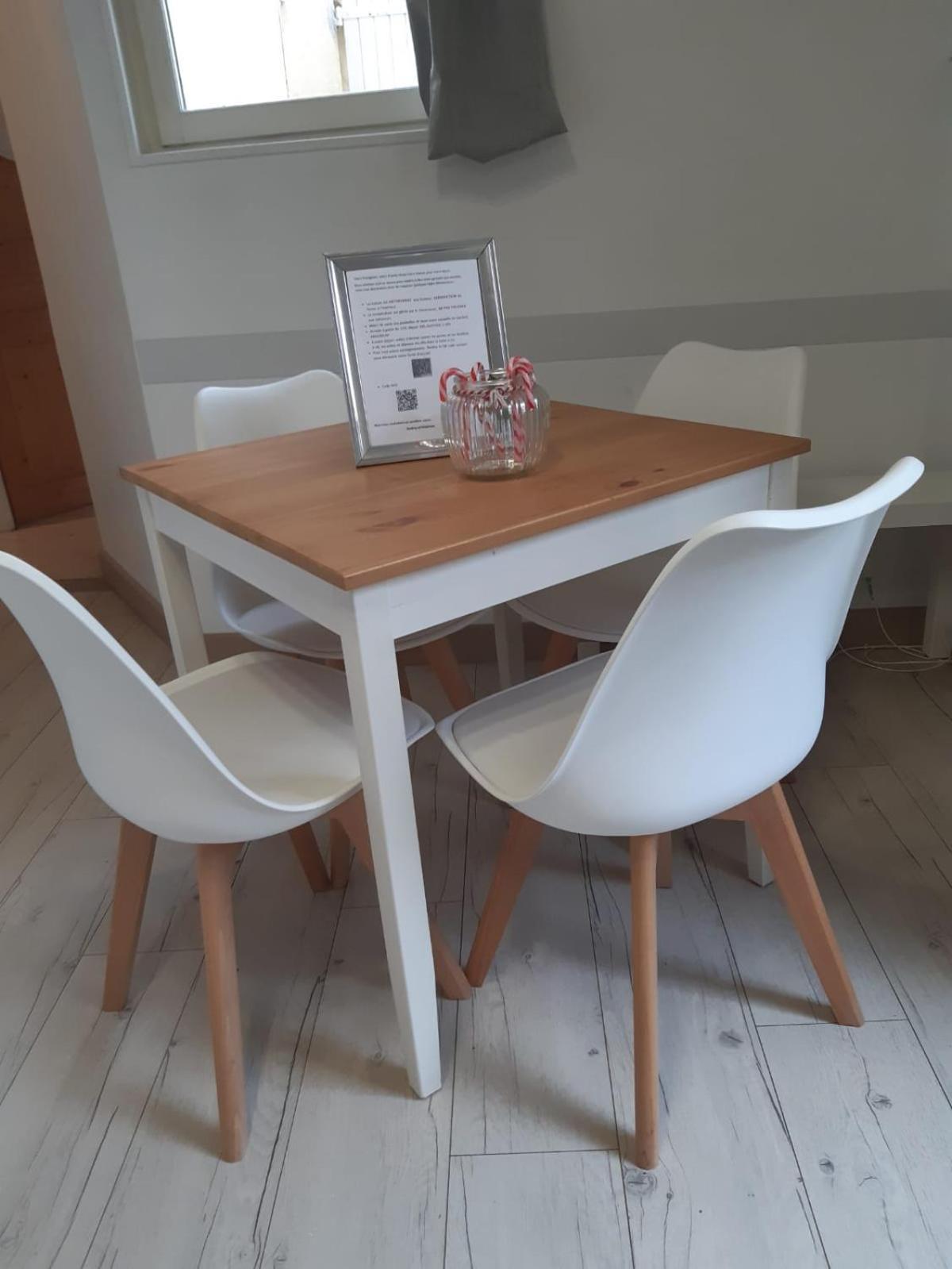 Charmante Maison Renovee, Proche Lac Et Centre-Ville LʼIsle-Jourdain Eksteriør bilde